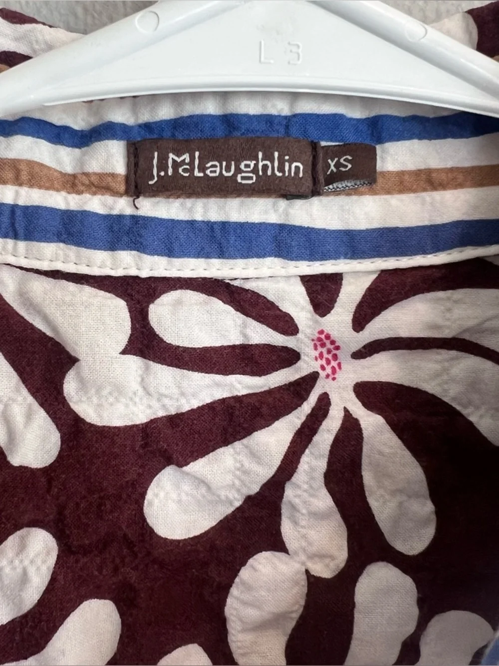 J. McLaughlin Brown Floral Button Down Shirt Textured XS - Picture 3 of 6